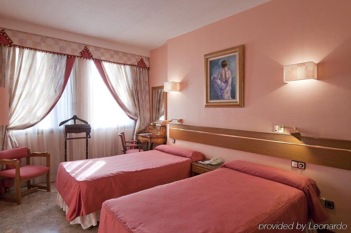 Hotel Foxa 25 Madrid Habitación foto